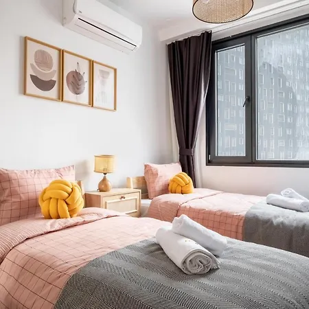 G Yoo By Newinn * Istanbul